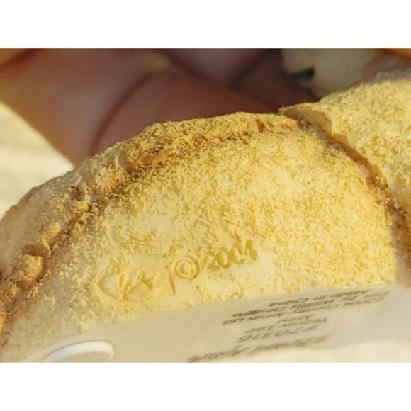 Yellow Lab Mini A Breed Apart 70316 Figurine Collectible Dog Sculpture 2004 - Picture 7 of 7